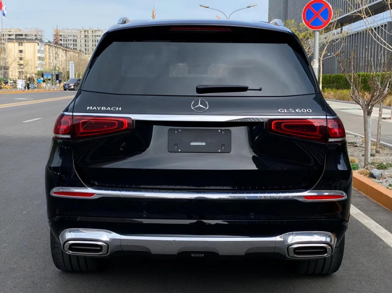 Landing 5 million! The new generation of Maybach GLS600 port real shot, the back row does not lose to Elfa